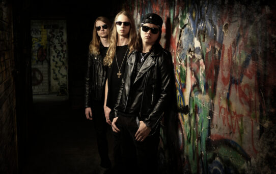 The Finnish melodic death metal band BLOODY MOON released the third single & music video 'I'll Torn 'Em Apart' from the upcoming Lost & Damned album!